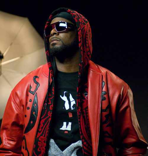 r kelly (21).jpg